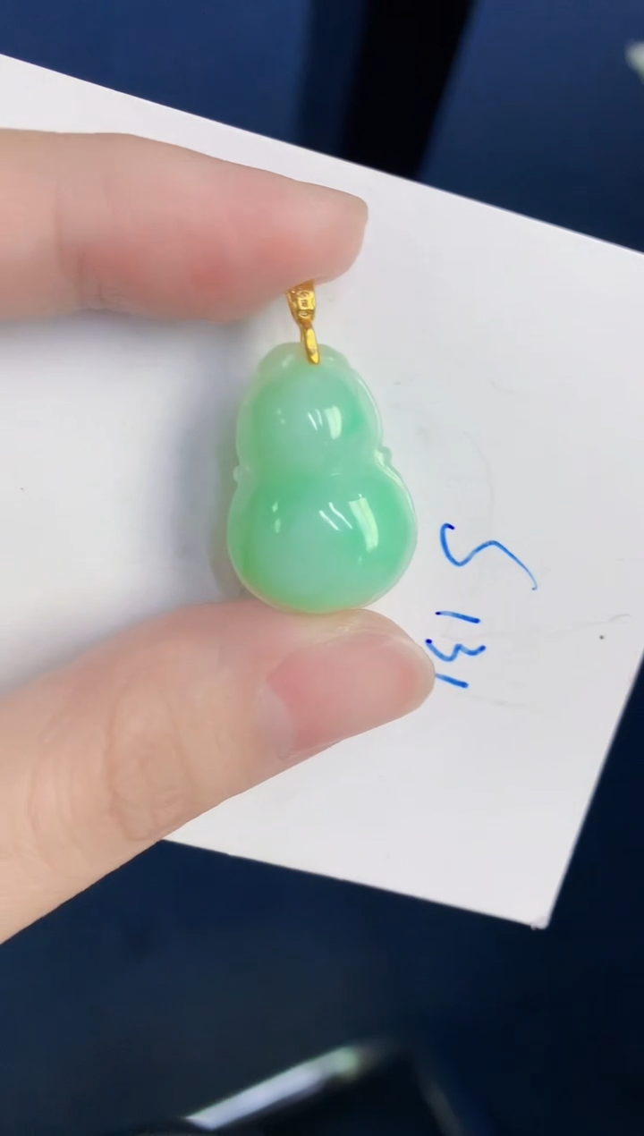 颈饰未镶嵌翡翠天然翡翠缅甸A货