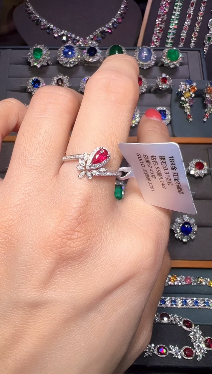 18K金镶嵌戒指红宝石GUILD 无烧鸽 0.31克拉