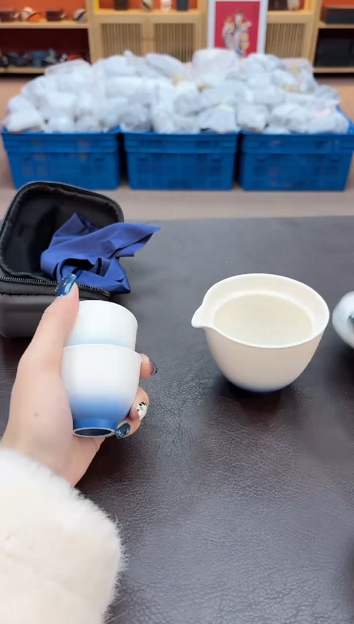 【闪购商品】摆件瓷SC1111111111111