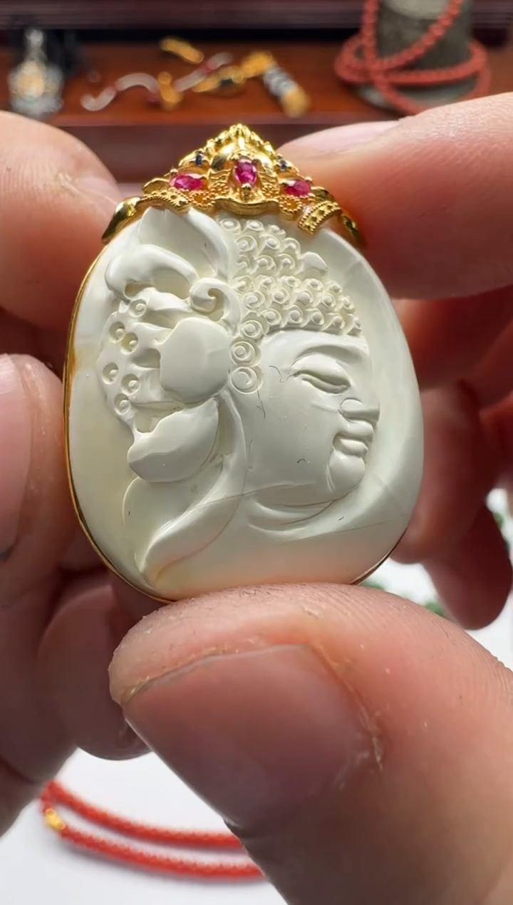 【闪购商品】蜜蜡裸石18K金镶嵌配饰配饰