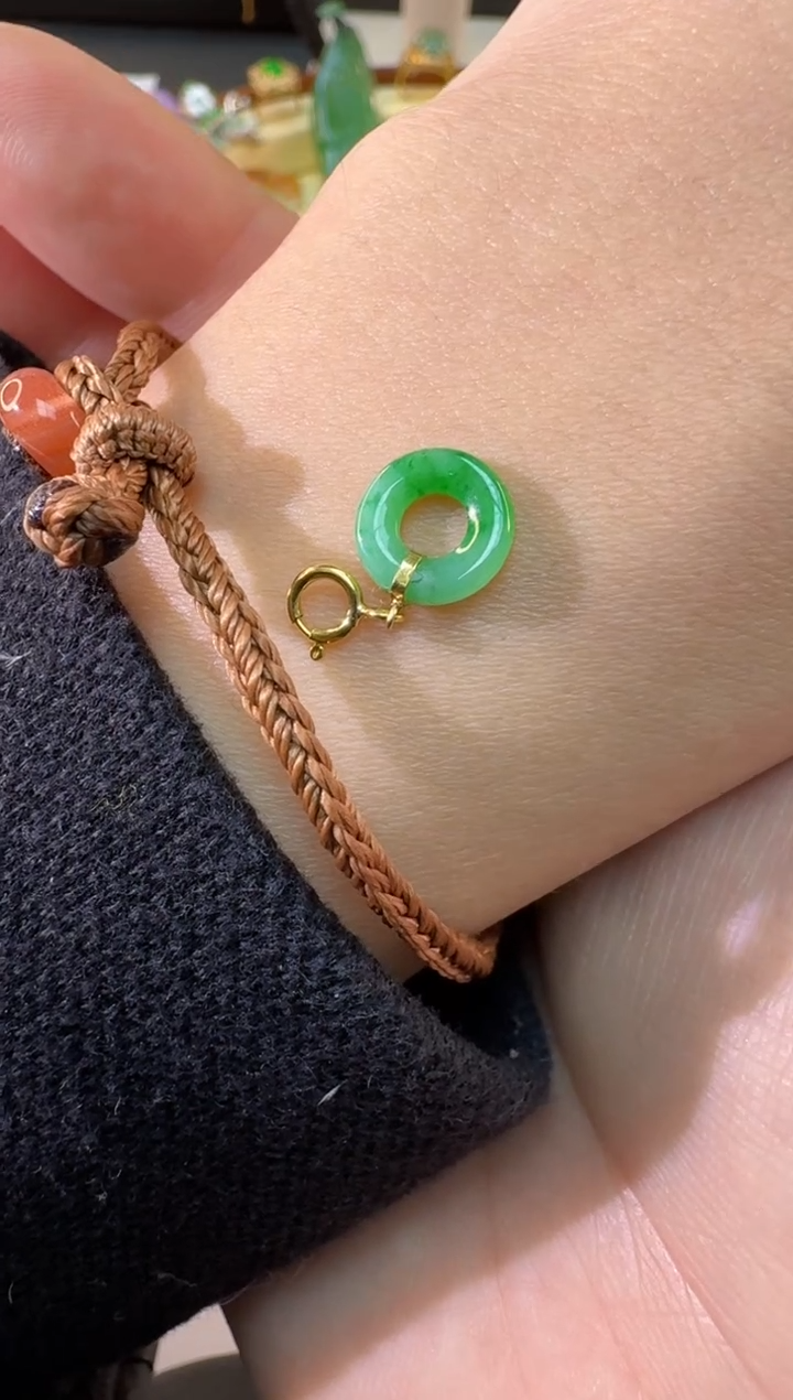 【闪购商品】翡翠颈饰18K金镶嵌缅甸翡翠A货吊坠