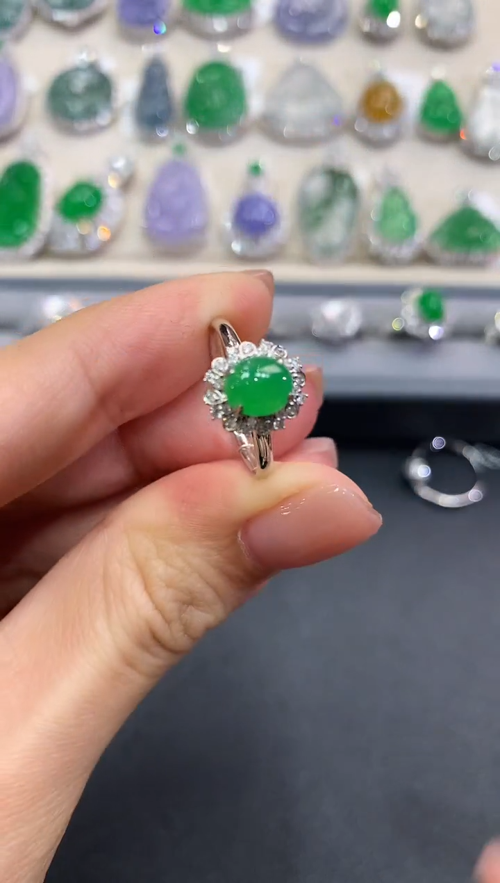 【闪购商品】翡翠戒指18K金镶嵌a91            