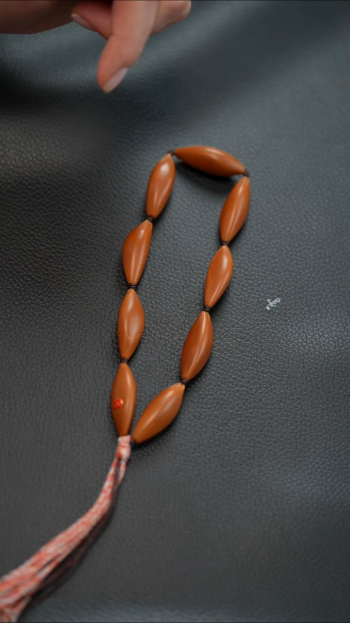 手串/手链橄榄核精抛小尺柳叶手串带标款随机