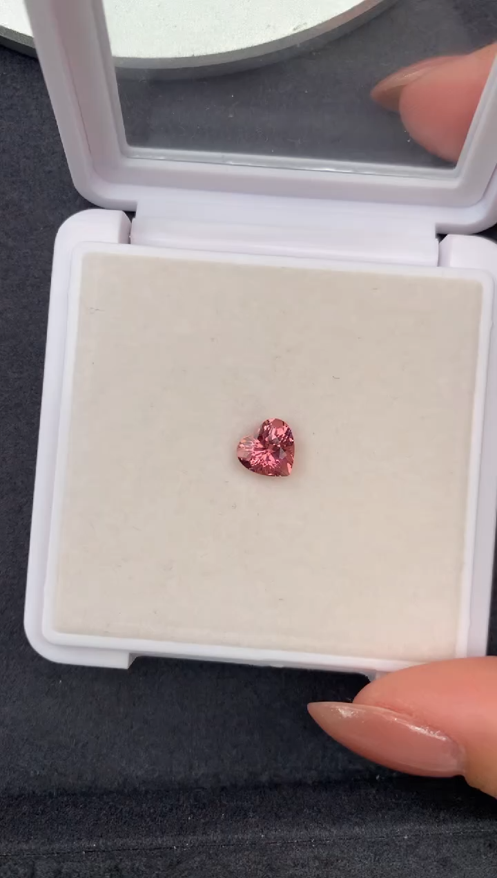 未镶嵌粉碧玺碧玺1.2ct 粉碧玺 定制 FH