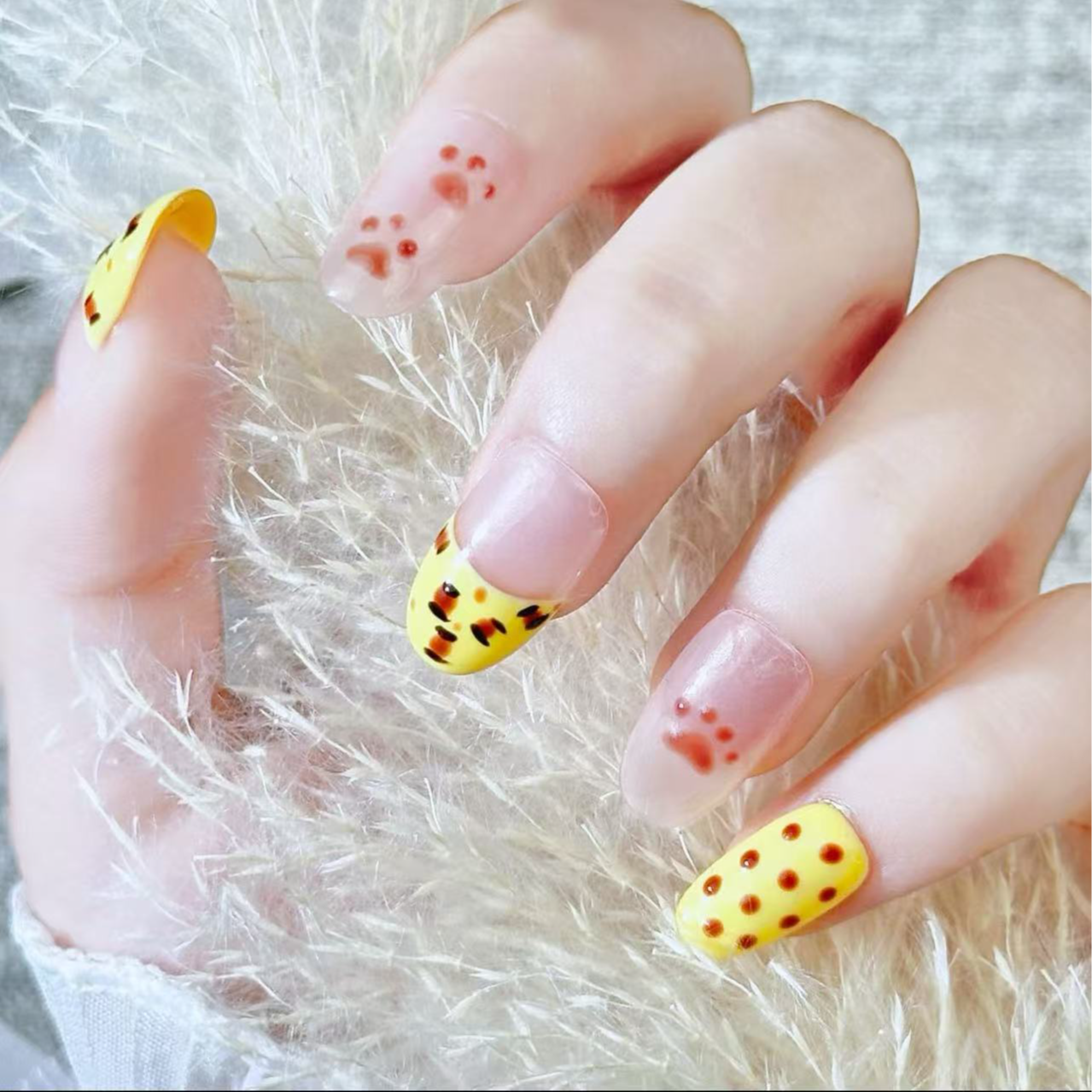 奶黄豹纹法式猫爪可爱半手工穿戴甲显白012