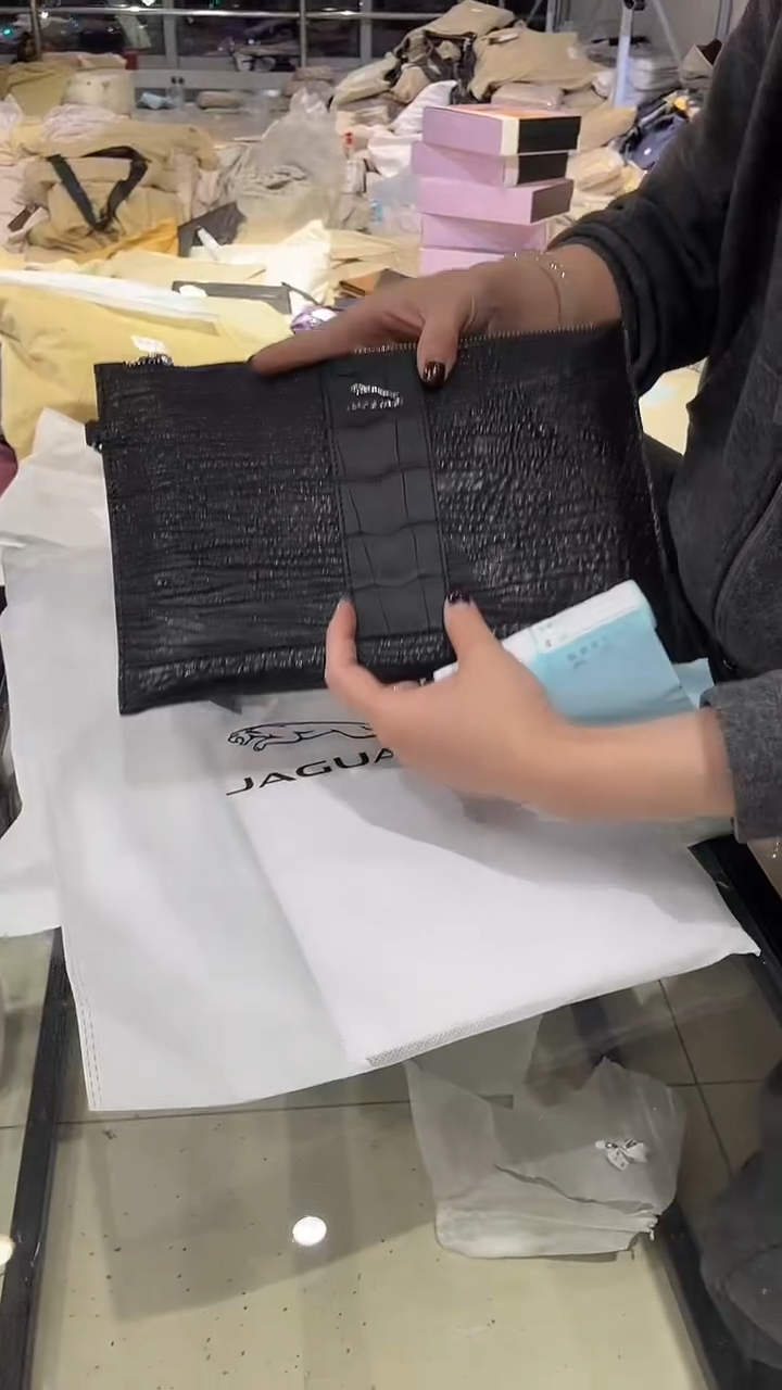 头层牛皮958品牌男包清货中（不要卡单，理性消费）