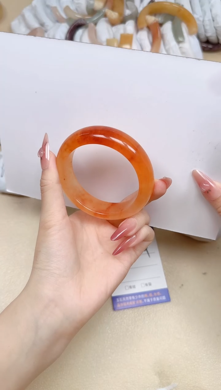 石英质玉手镯未镶嵌203/59.4