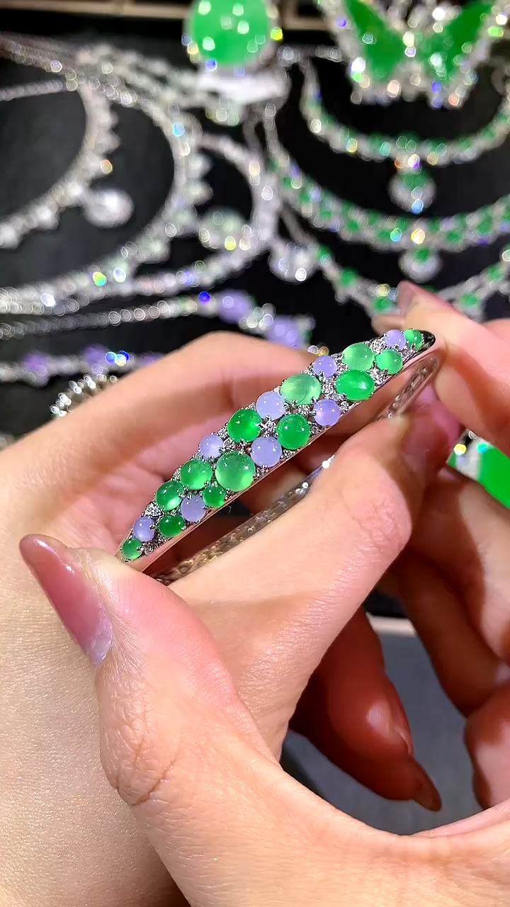 【闪购商品】翡翠手镯18K金镶嵌39-手镯