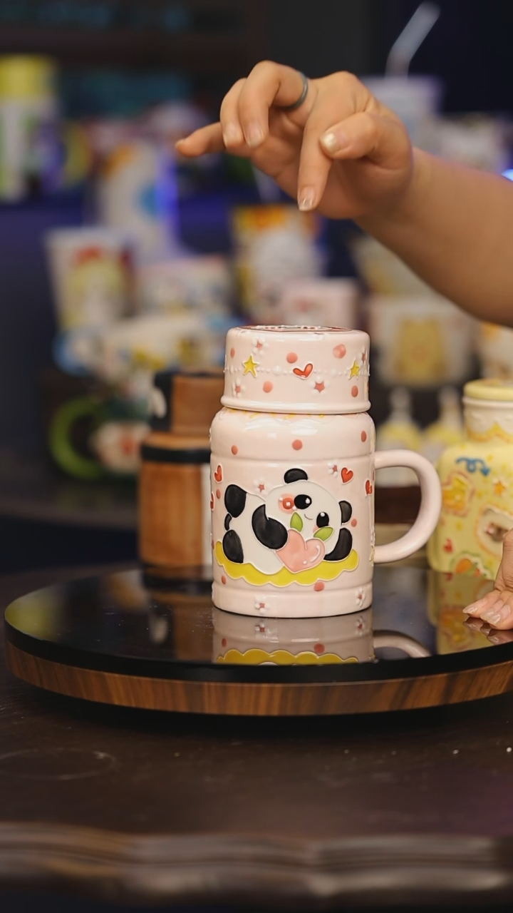 【闪购商品】摆件景德镇釉下彩绘设计师款式陶瓷