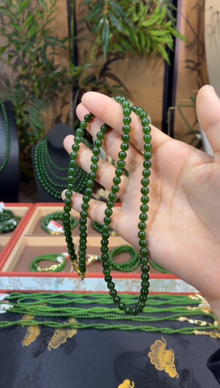 颈饰未镶嵌和田玉（碧玉）5高冰菠菜微矿毛衣链