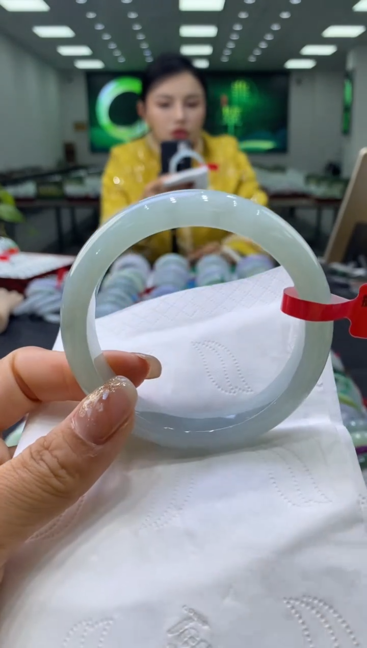 未镶嵌手镯翡翠00005320