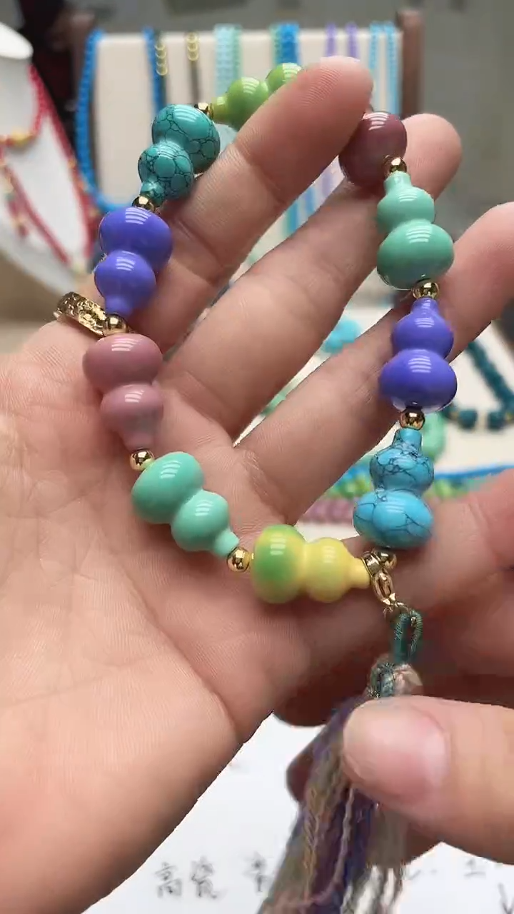 珍藏特色绿色高瓷