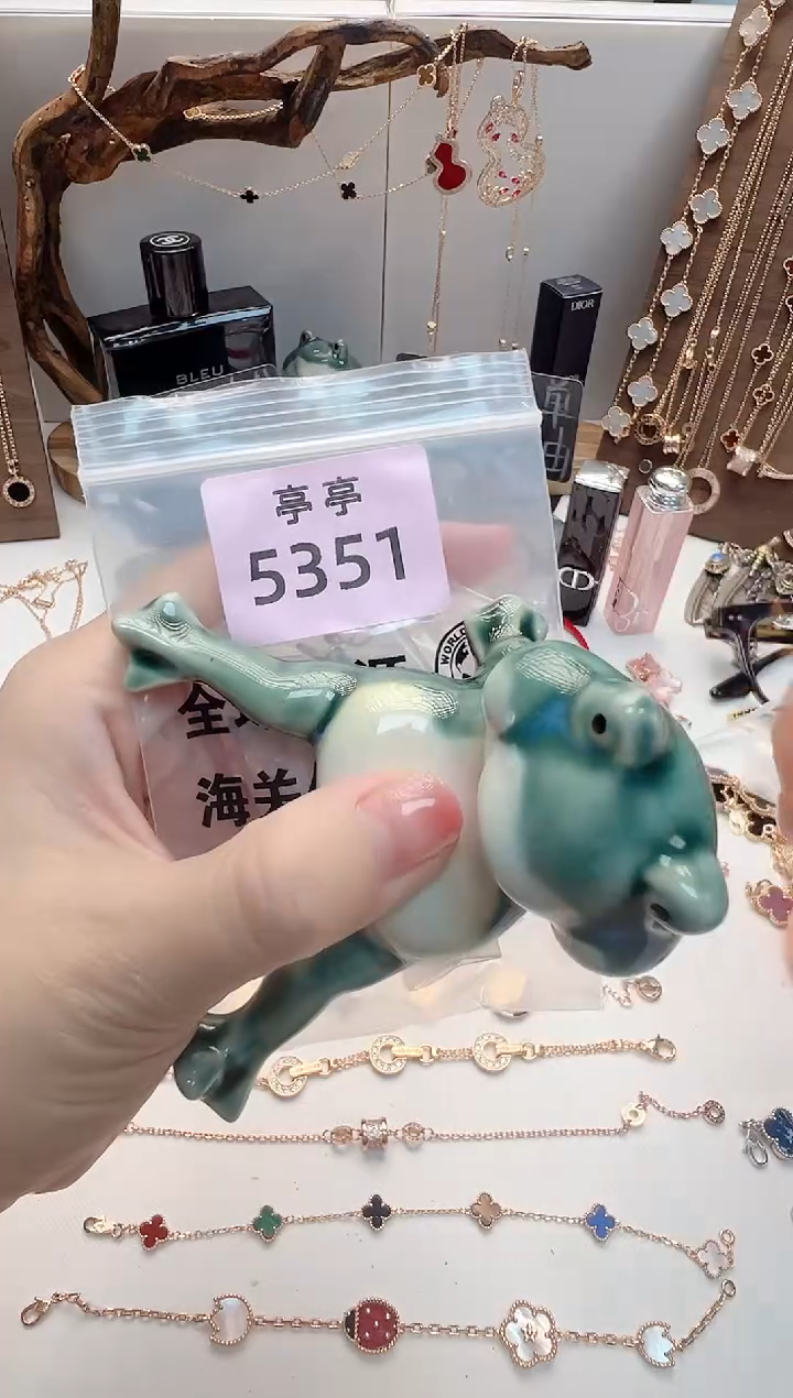 瓷片安*~彧贤聚宝阁亭亭店