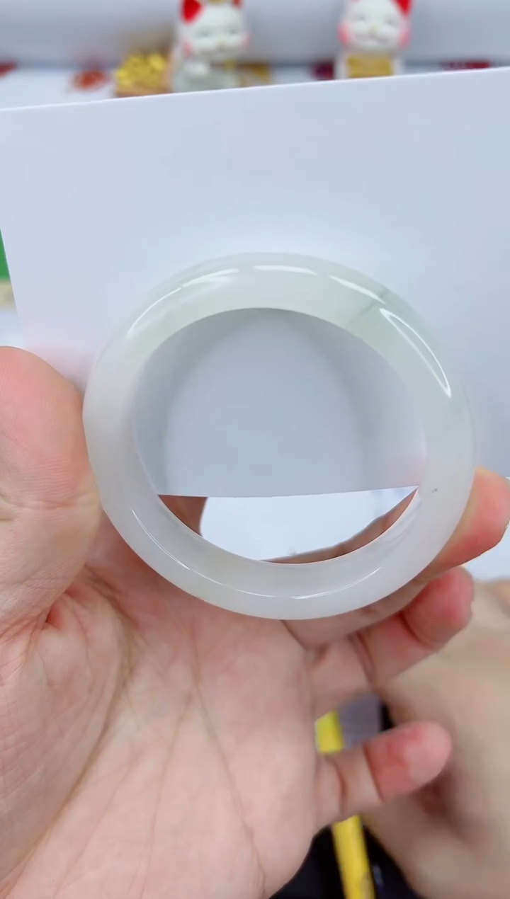 【闪购商品】石英质玉手镯未镶嵌3472-52