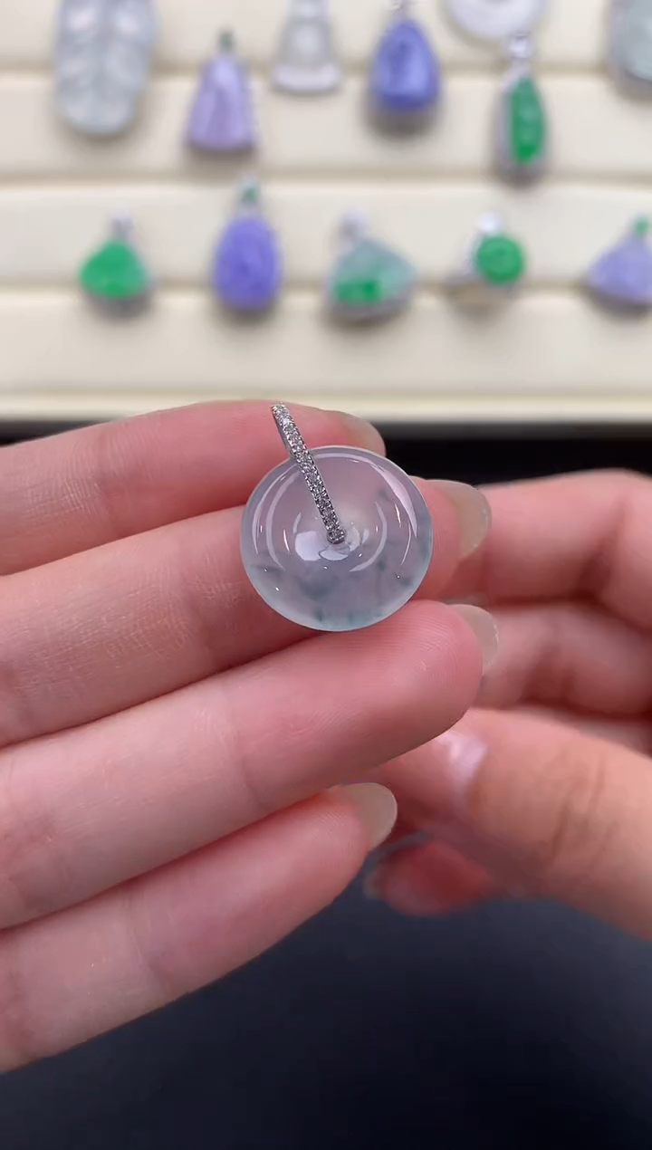 【闪购商品】翡翠颈饰18K金镶嵌Q367     