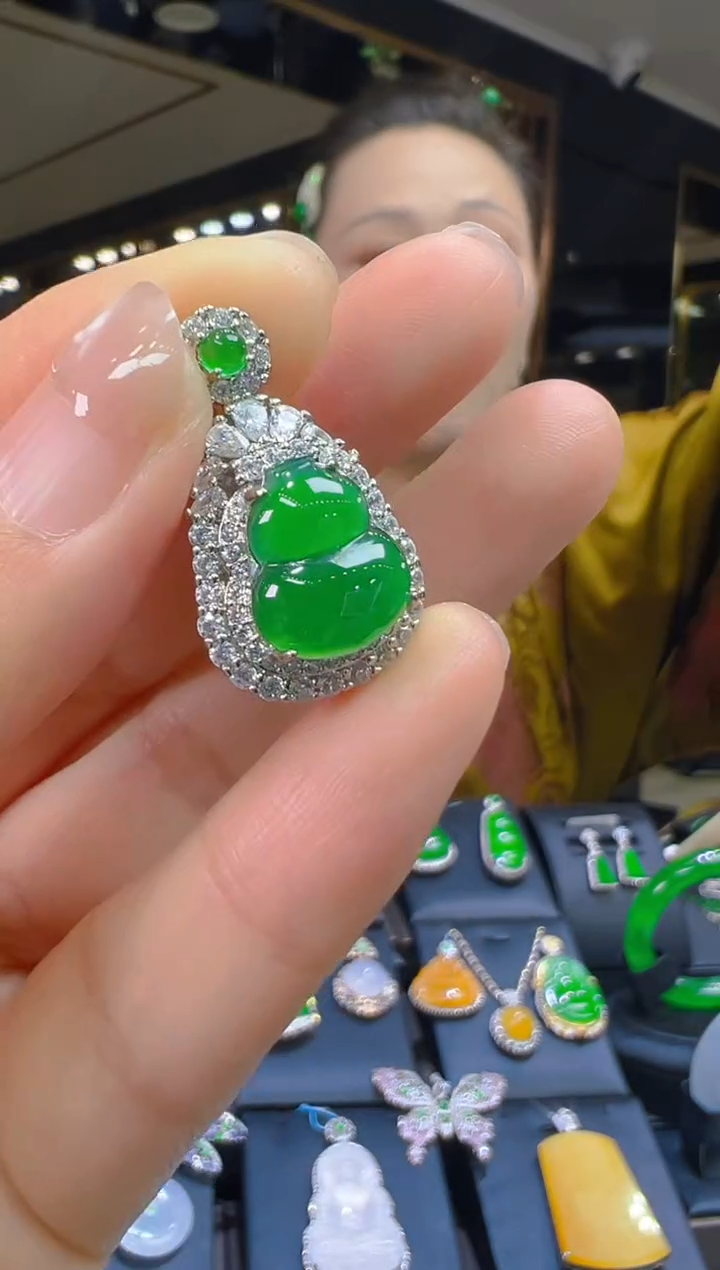 翡翠银S925镶嵌吊坠(赠链)033（多样性发其一）