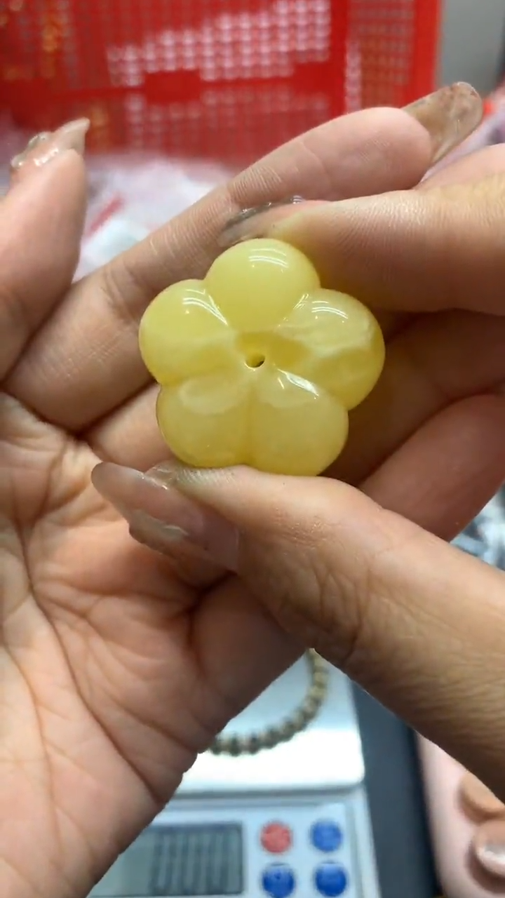 未镶嵌琥珀珠宝奇石1645