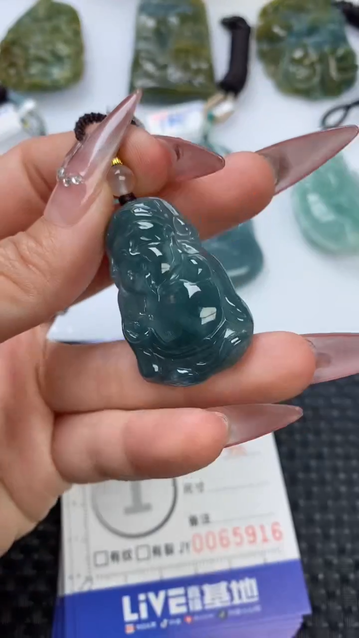 【闪购商品】翡翠颈饰未镶嵌111111111111111