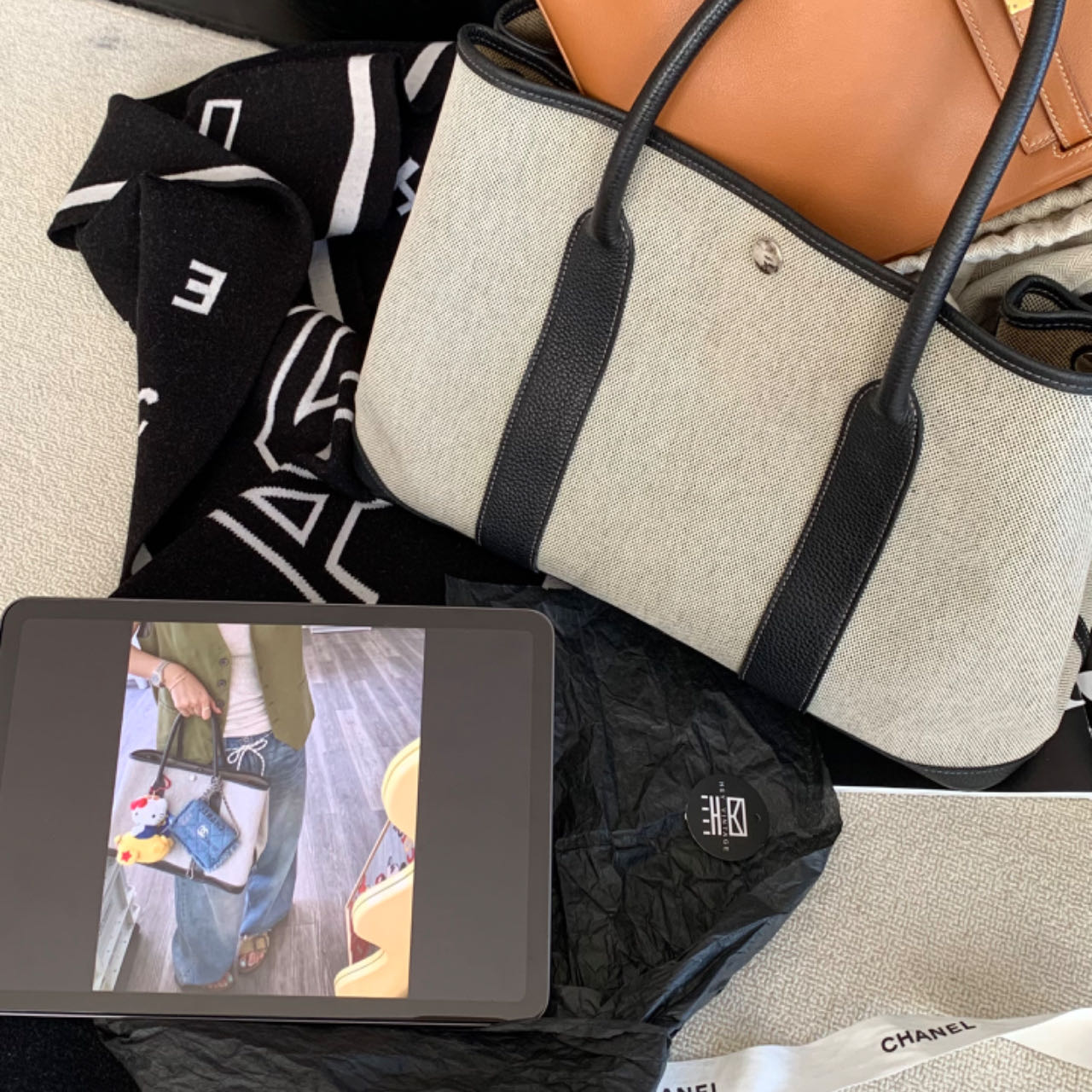 95新 Hermes/爱马仕 熊猫拼色帆布花园36包 18176535