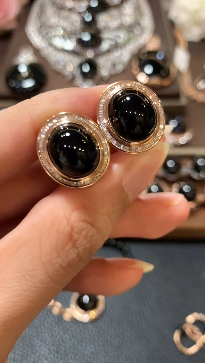 18K金镶嵌翡翠耳饰m29    