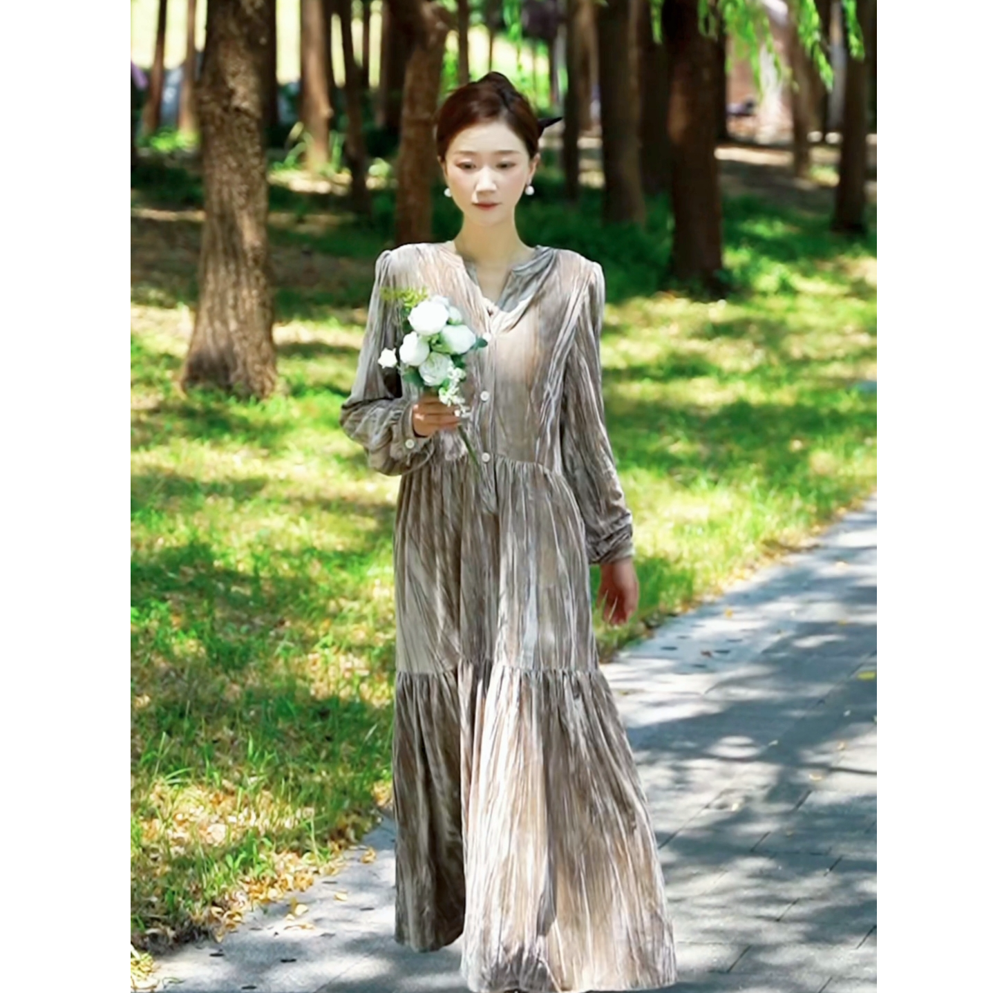 绿野仙踪秋优雅风法式聚会褶皱绒绒茶歇裙连衣裙女