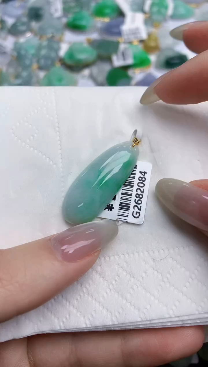 【闪购商品】翡翠颈饰18K金镶嵌天然缅甸翡翠A货