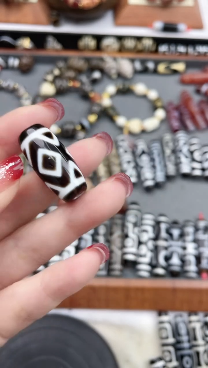 【闪购商品】玛瑙/玉髓珠珠未镶嵌金刚三眼