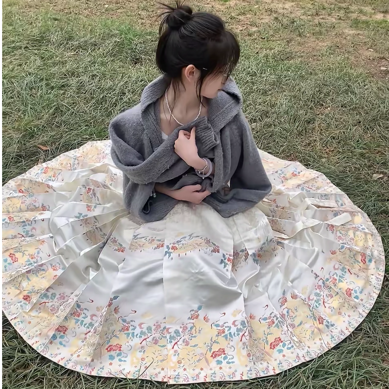 几经秋马面裙粉色汉洋折衷对穿交短款琵琶袖织锦妆花