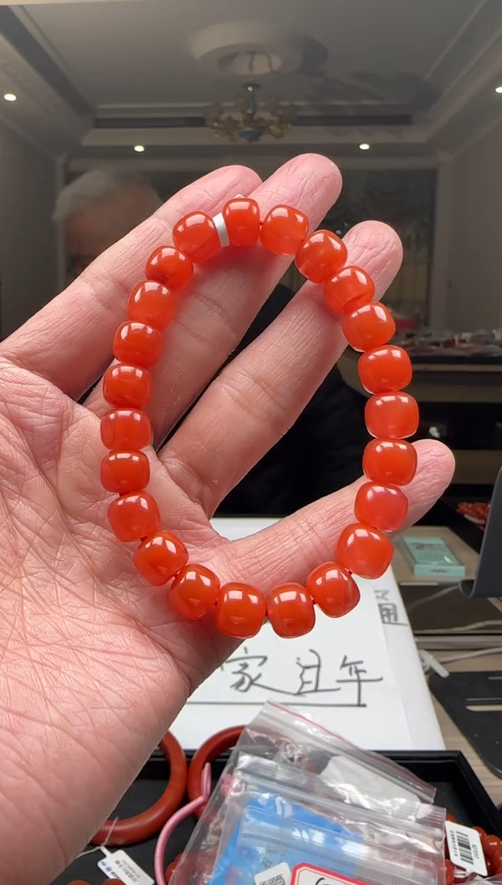 【闪购商品】南红玛瑙10mm保山手串老型未镶嵌多样性发一件