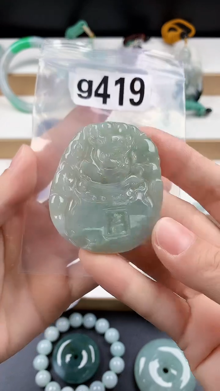 颈饰未镶嵌翡翠天然翡翠吊坠挂件