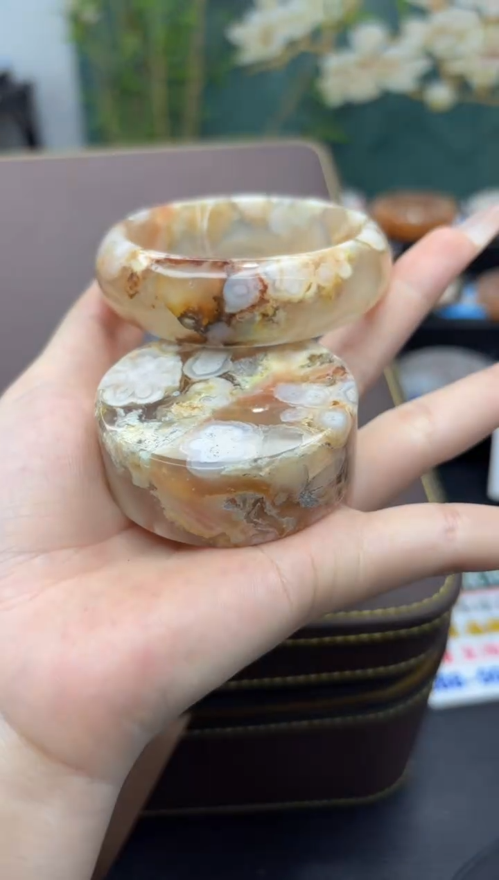 【闪购商品】石英质玉未镶嵌手镯A25(57圈赠送镯心)