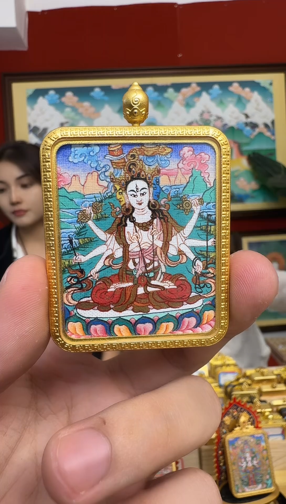 吊坠伞老师-热贡纯手绘