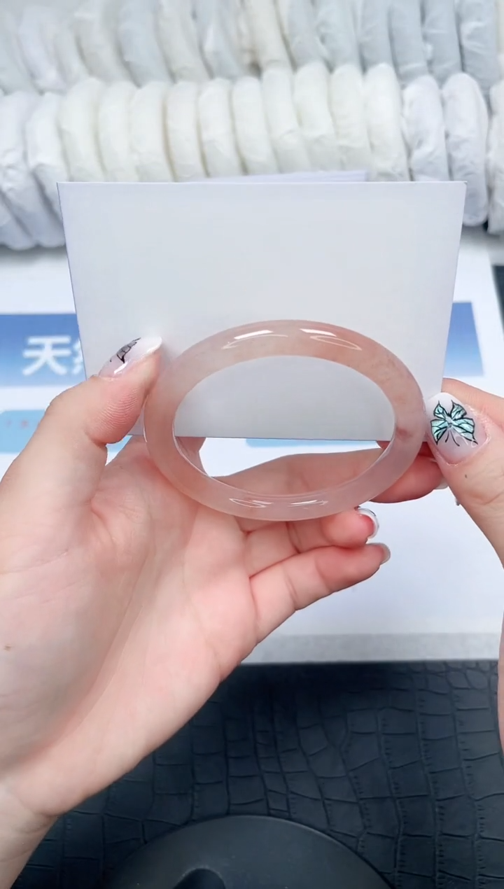 【闪购商品】石英质玉手镯未镶嵌283-54