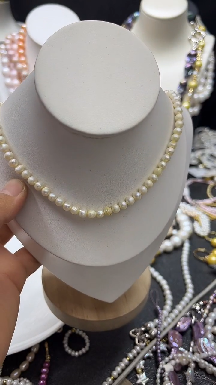 颈饰未镶嵌淡水珍珠多人