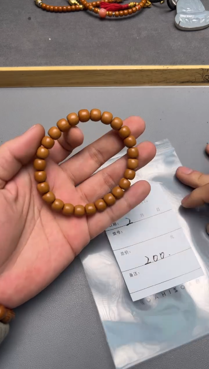 【闪购商品】猴头核桃手串654765476547