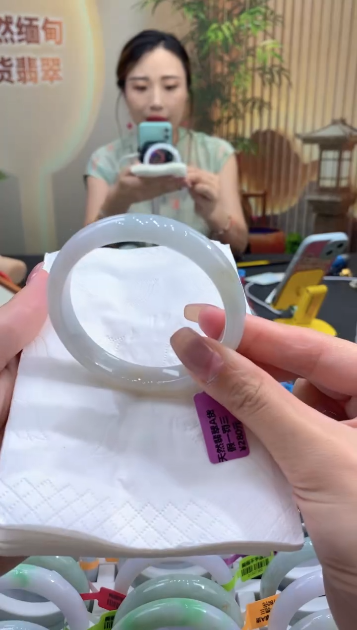 未镶嵌手镯翡翠000030112