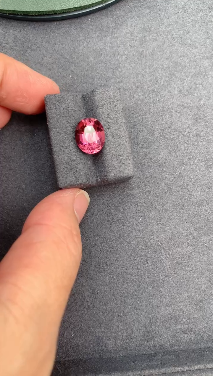 【闪购商品】碧玺裸石未镶嵌3.8ct粉碧玺