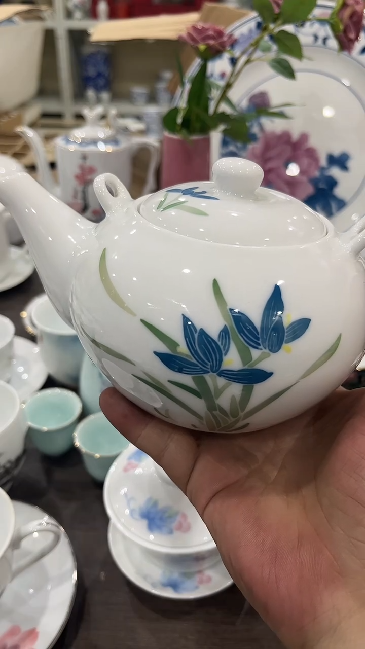 勇**+湖南醴陵釉下五彩陶瓷