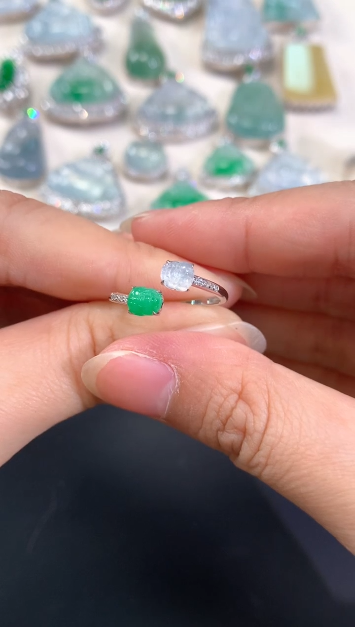 【闪购商品】翡翠戒指18K金镶嵌A447|2500