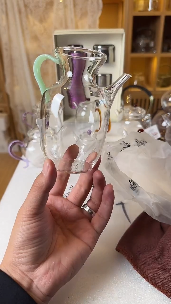 执壶云绿。。。。。。。