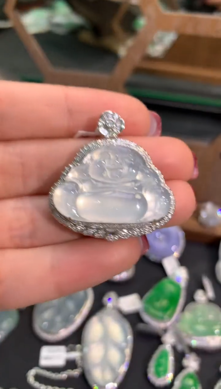 【闪购商品】翡翠吊坠(不含链)18K金镶嵌吊坠