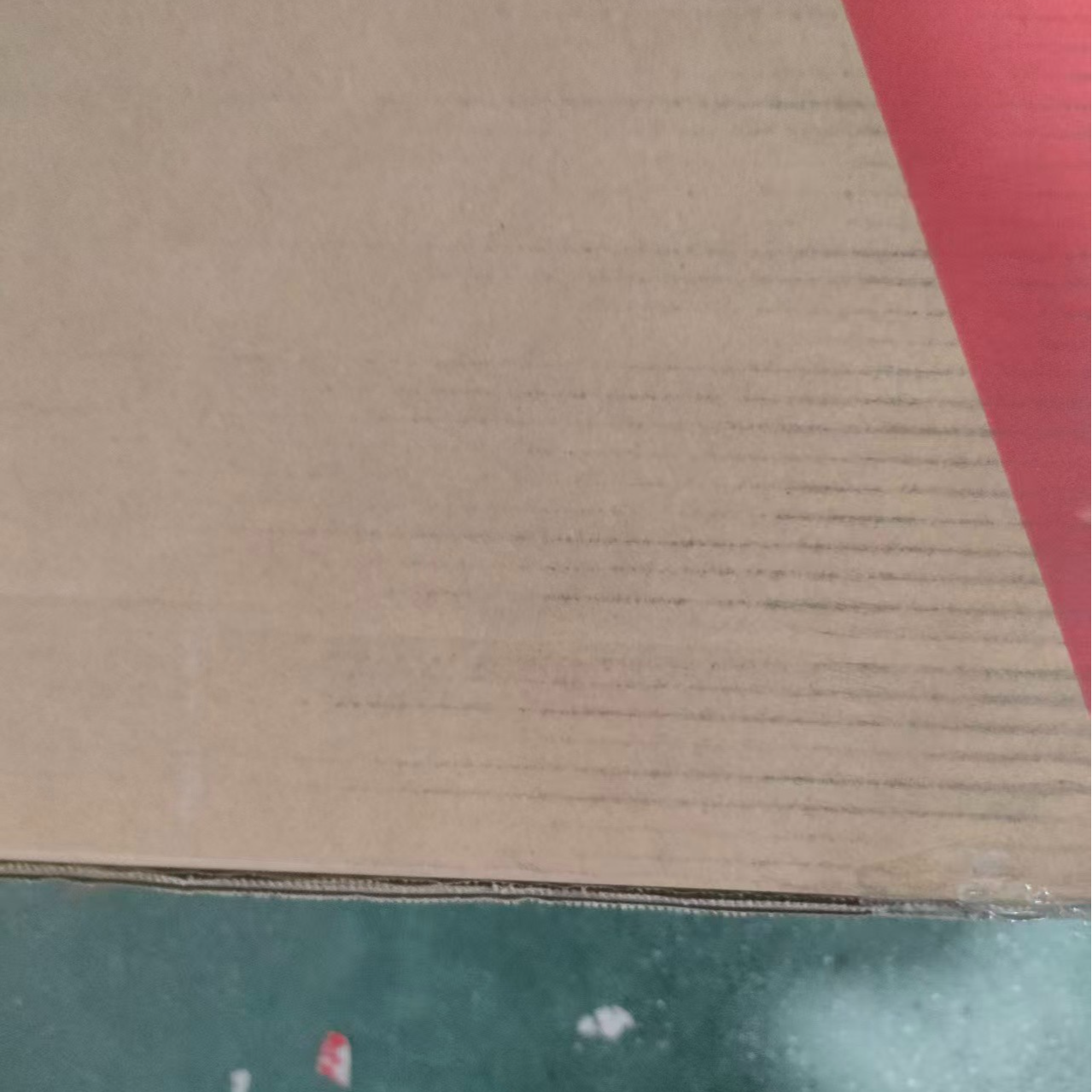    黑色色收纳箱  加热 发1箱  