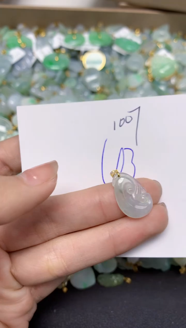 【闪购商品】翡翠颈饰18K金镶嵌天然翡翠A货