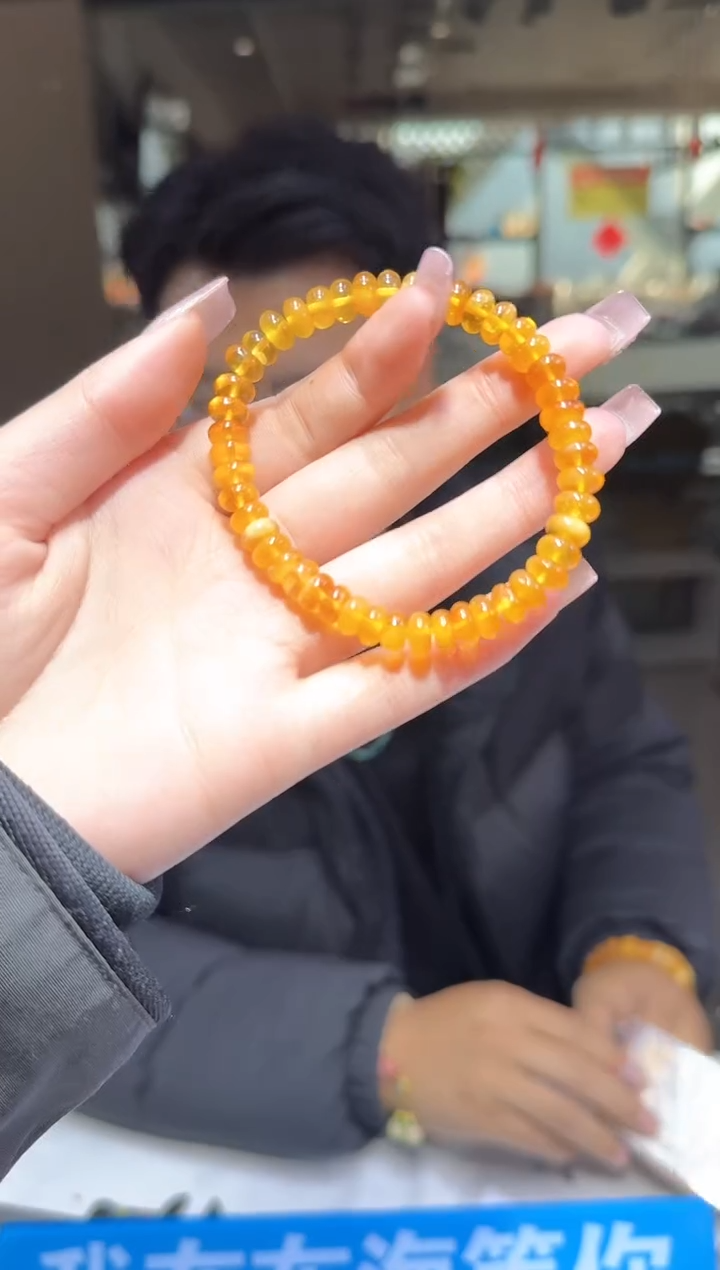 【闪购商品】蜜蜡手链未镶嵌多样性发一件 291