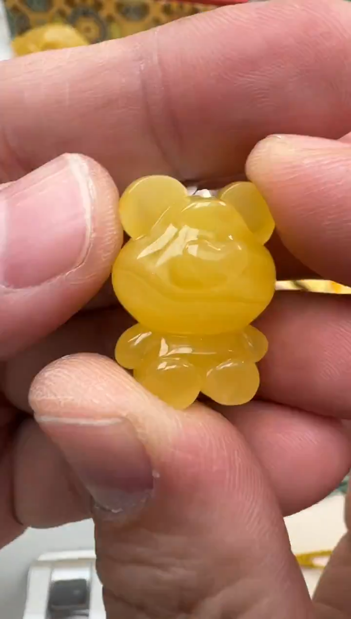 琥珀未镶嵌珠宝奇石小熊HZ209