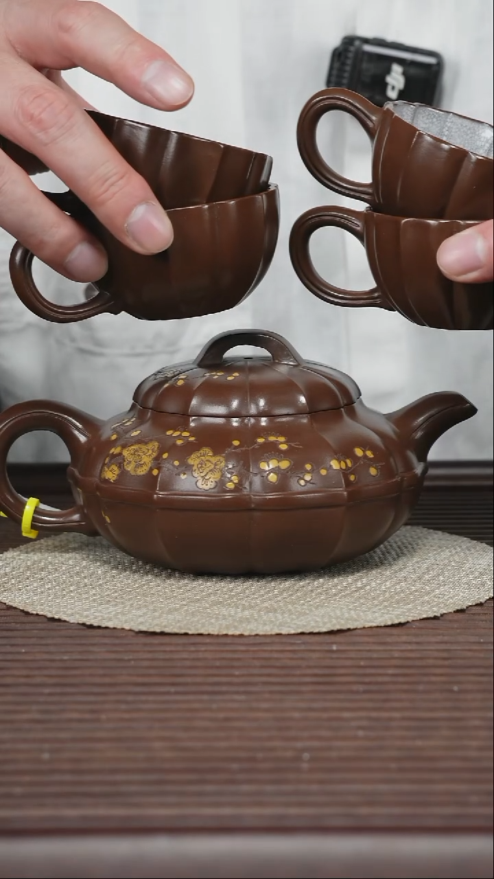 茶壶紫砂T361 某革泥 筋纹线圆 400cc