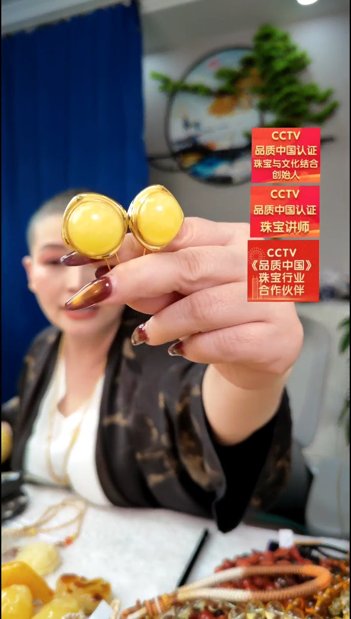 【闪购商品】琥珀耳饰银S925镶嵌耳环