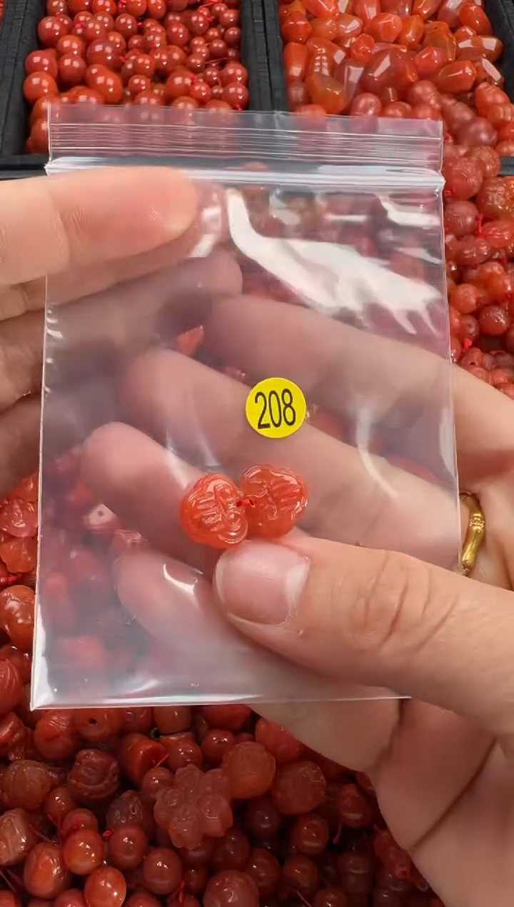 【闪购商品】南红玛瑙颈饰未镶嵌2