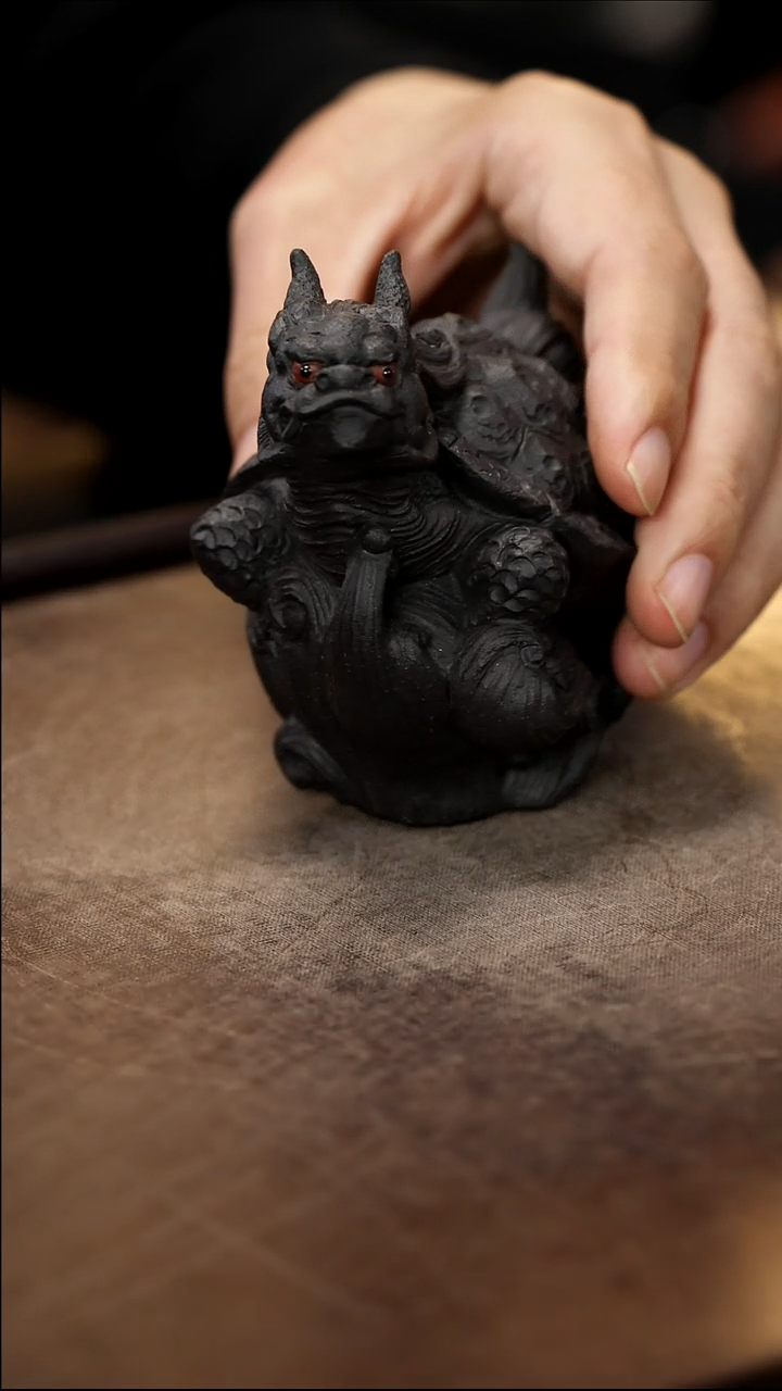 火*乘风破浪雕塑茶宠