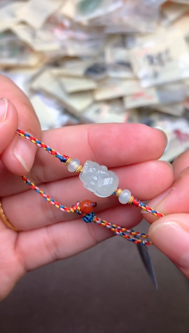 翡翠挂件未镶嵌一